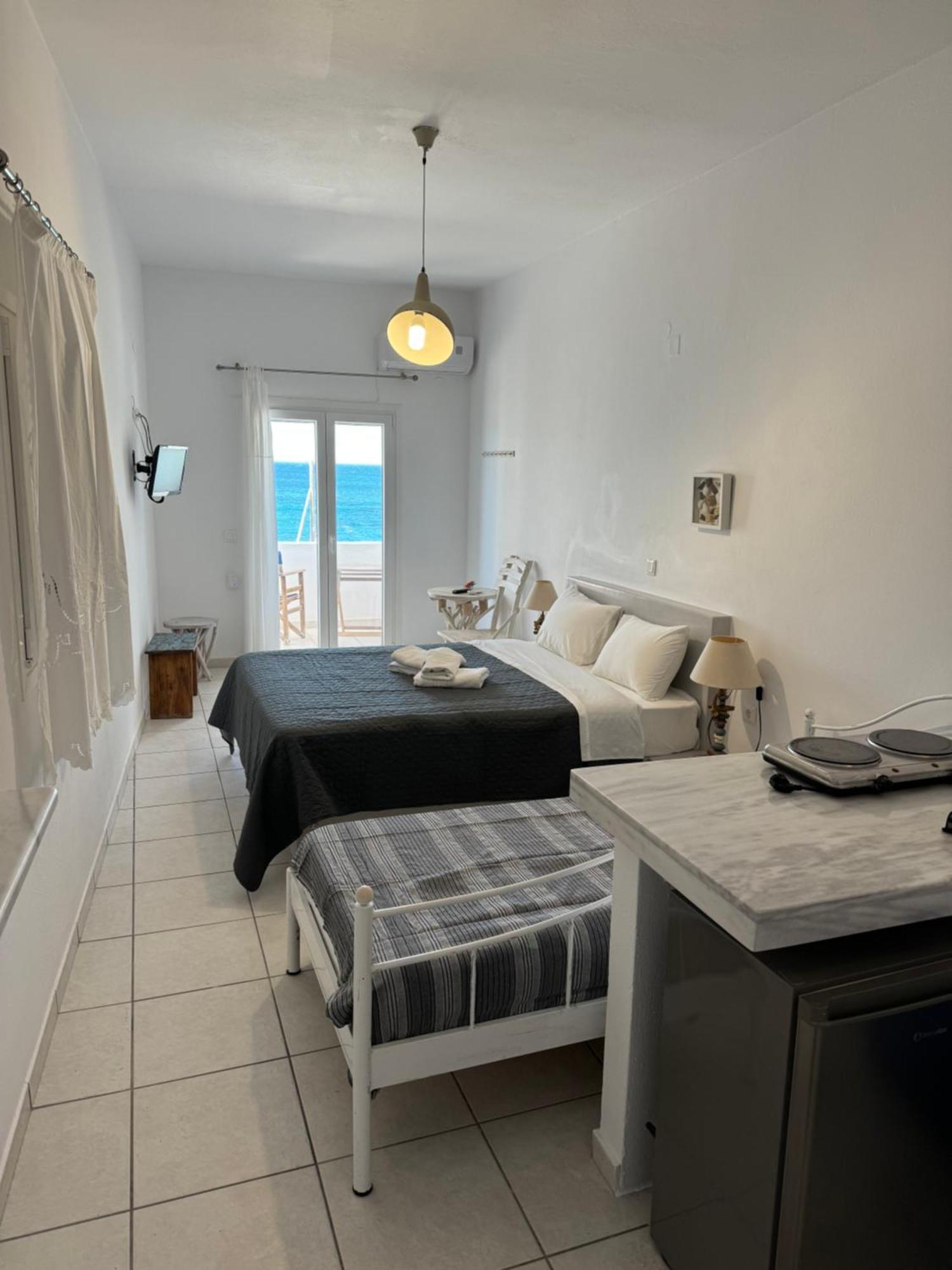 Christina'S House Apartment Koufonisia Екстериор снимка
